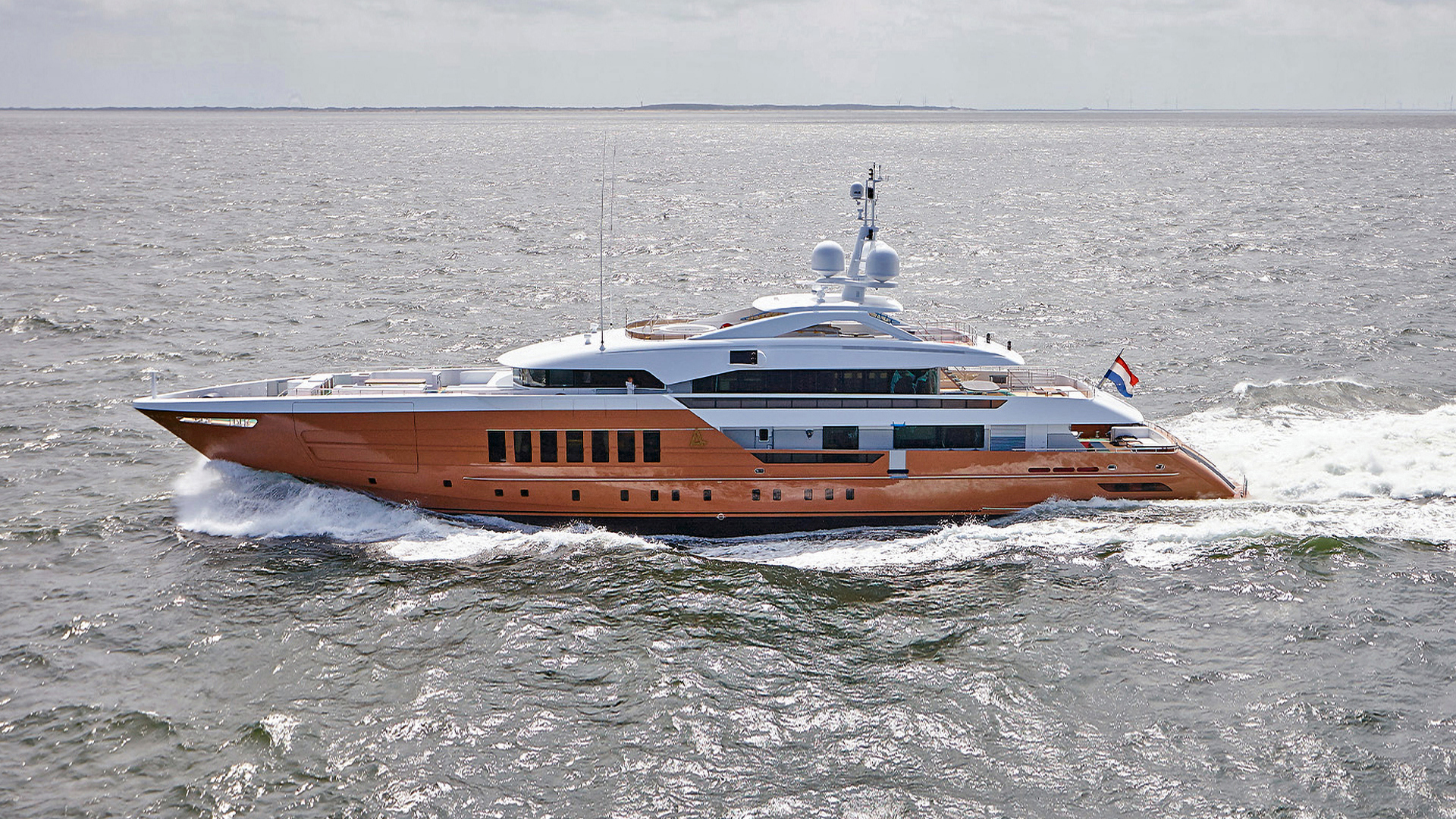Composite repair work completed on M/Y Azamanta 55 m in Singapore