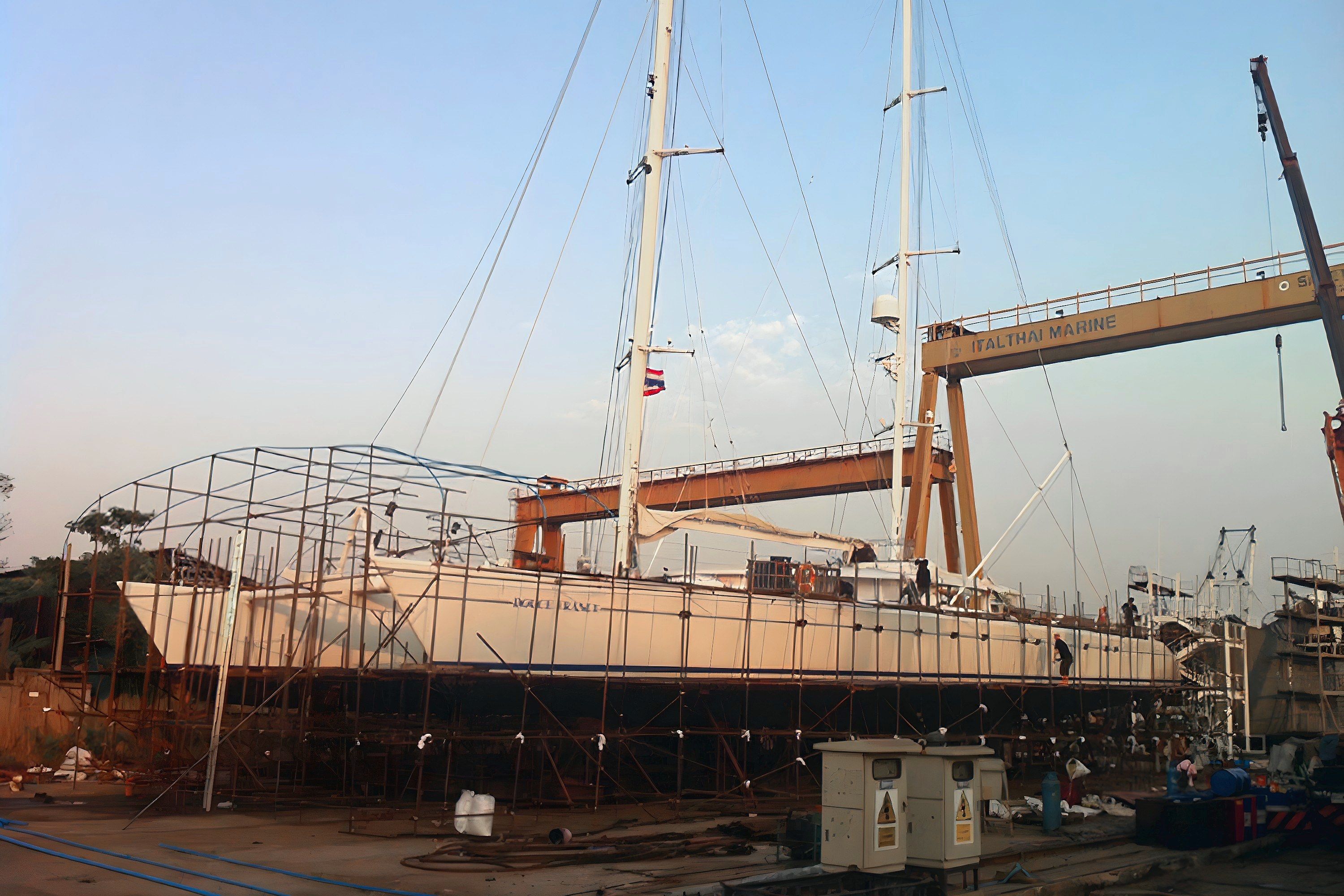 42 m catamaran with a refit frame